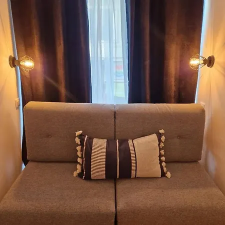 à 2 Pas De La Promenade Des Apartment *